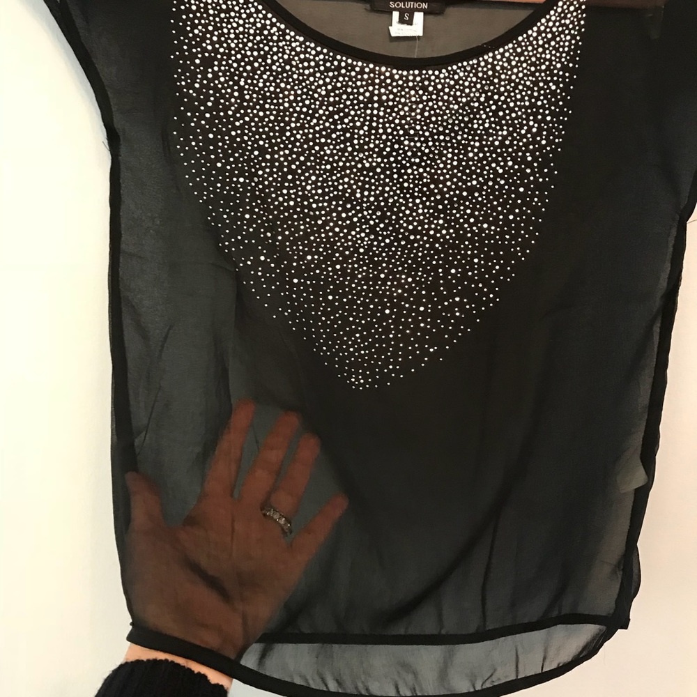 Solution💫beautiful mesh rhinestone blouse